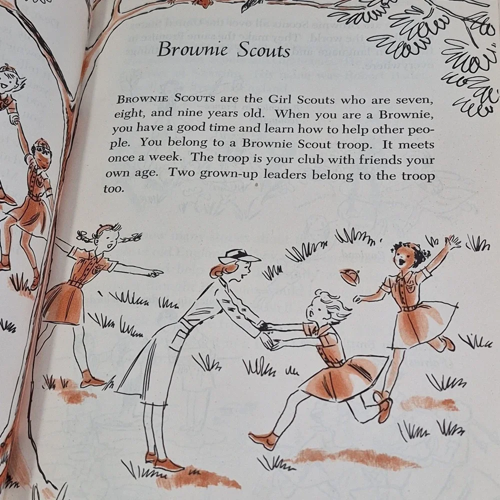 Vintage 1950's Brownie Scout Handbook GSA Hardcover Book 9th Impression 1955